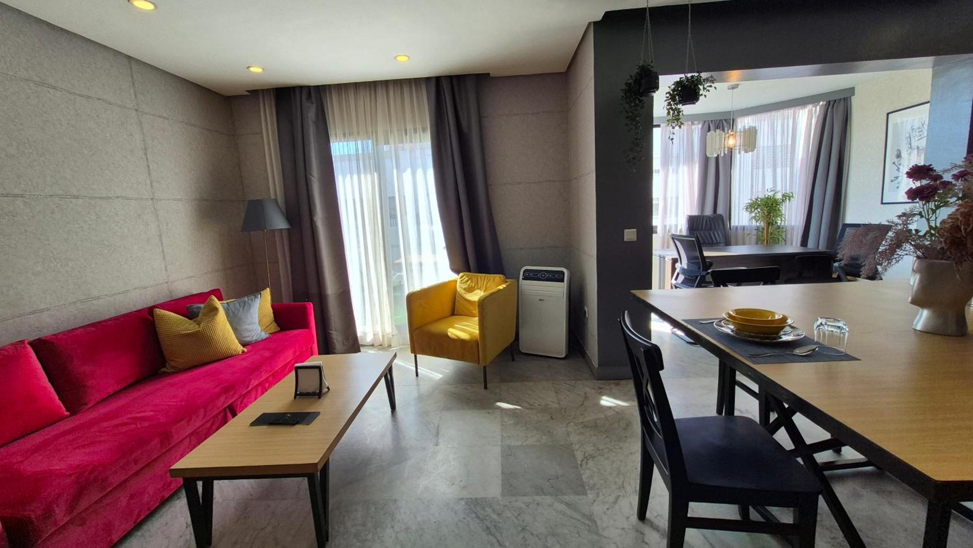 Loc & Apartahotel