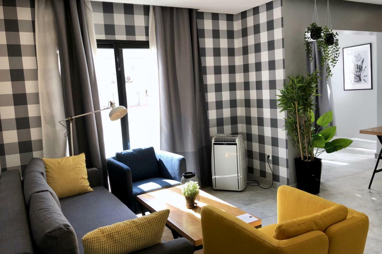 Apartahotel Loc & Casa Blanca